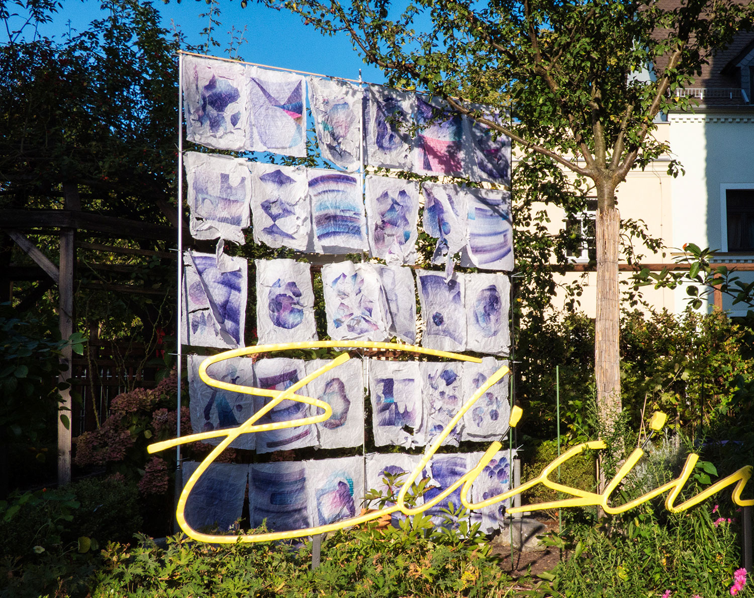 abstract ball-pointpen drawing: Nacht der Kunst Leipzig